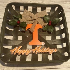 Tennessee Happy Holidays Tobacco Basket Christmas Decor